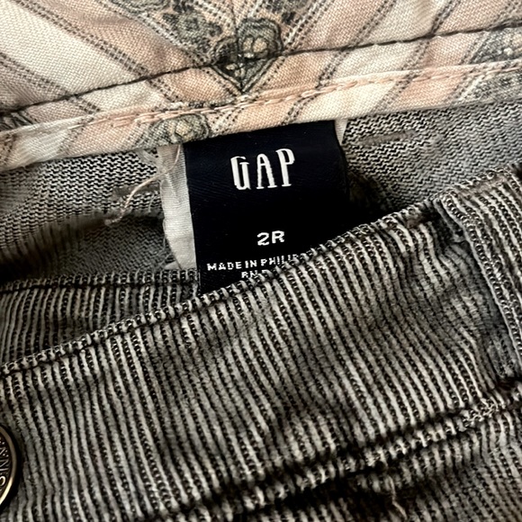Vintage Gap Corduroy Pants. Low-Rise Size 2 - Picture 2 of 6